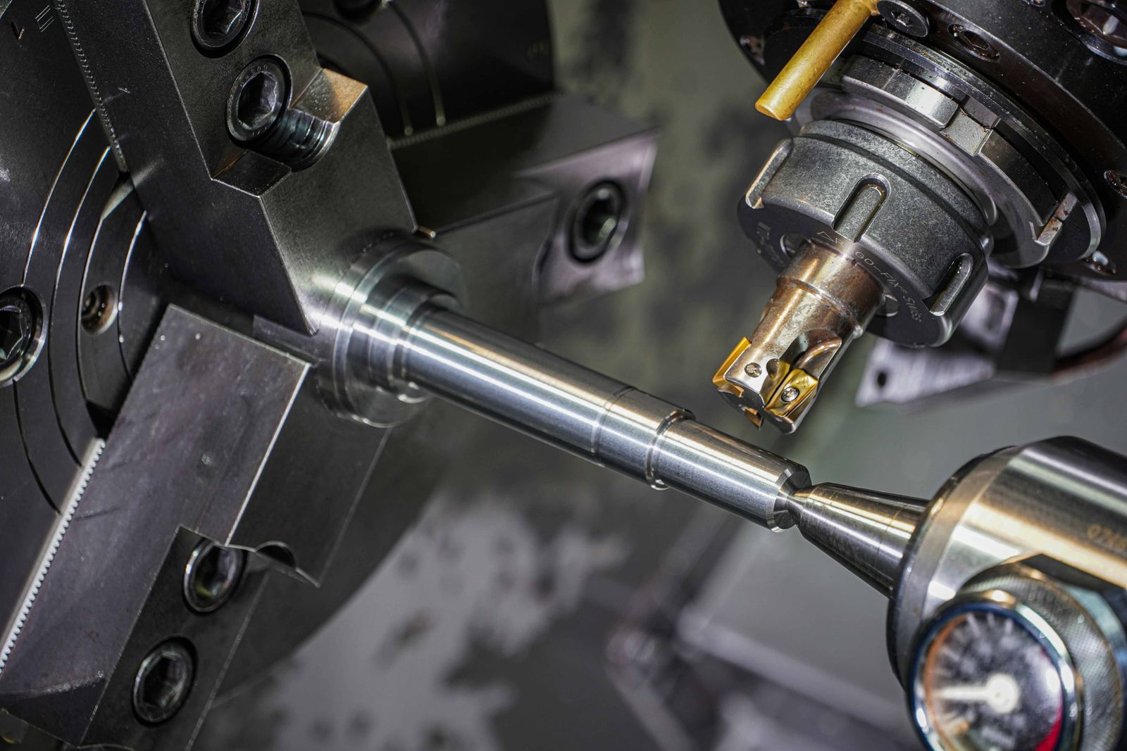 Precision CNC Machining & Manufacturing | United Machine and Tool