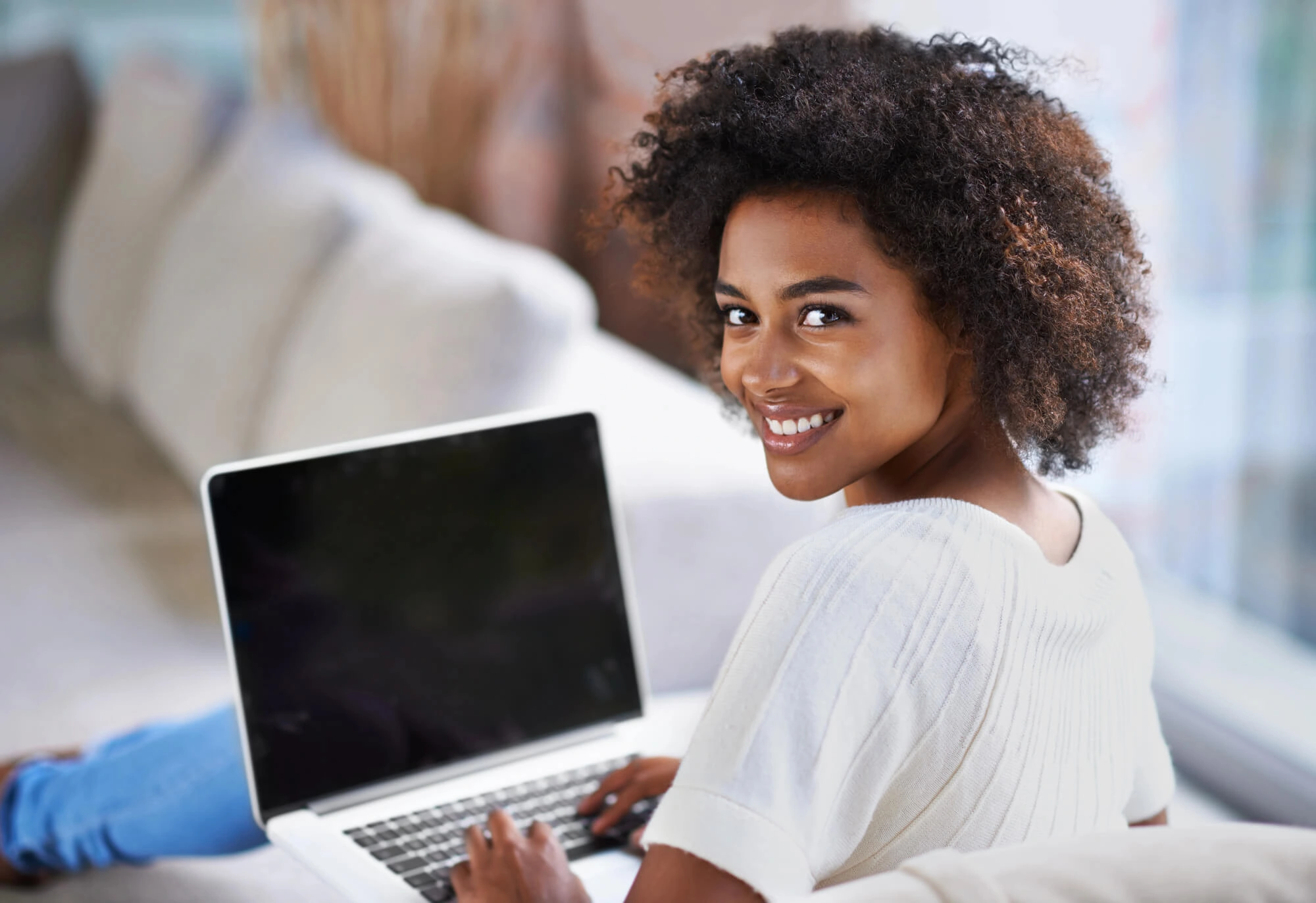 Hiring manager comparing freelance and in-house hiring options