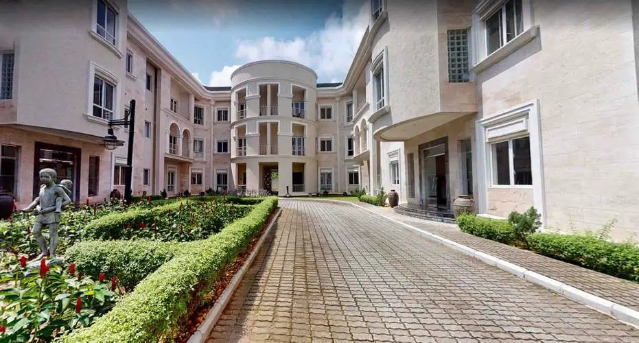 Echina Court apartments on Banana Island in Nigeria