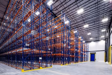 Warehouse cold storage with industrial pallet racking