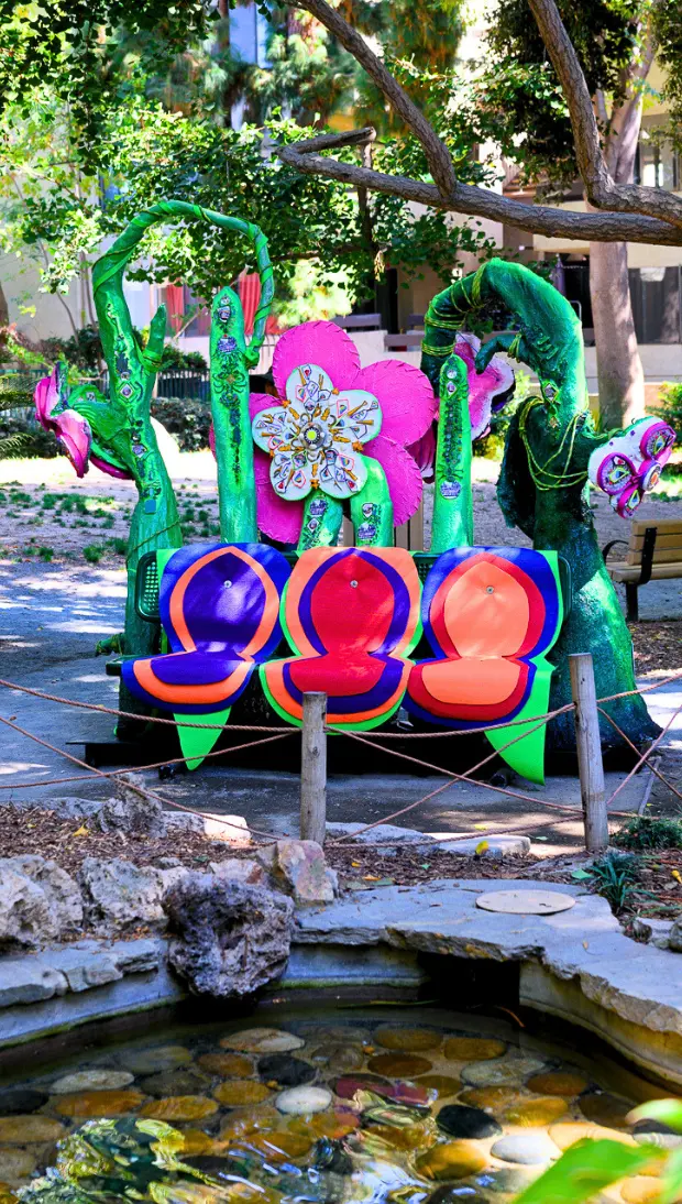 ‘Held by Light’ Installed at Kings Road Park