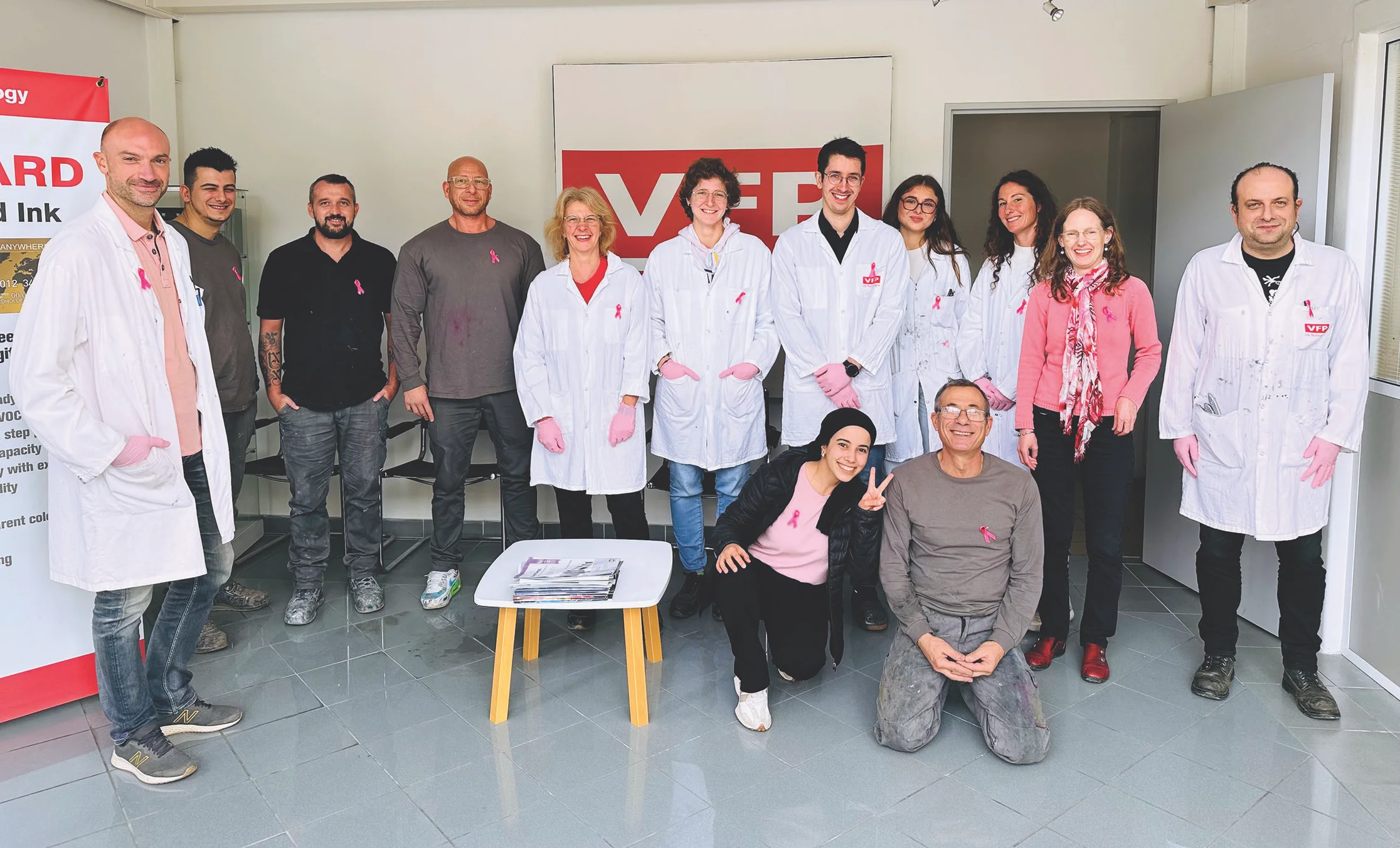 The VFP team in Alès wearing pink gloves as part of its support for the Pink October movement in the fight against breast cancer