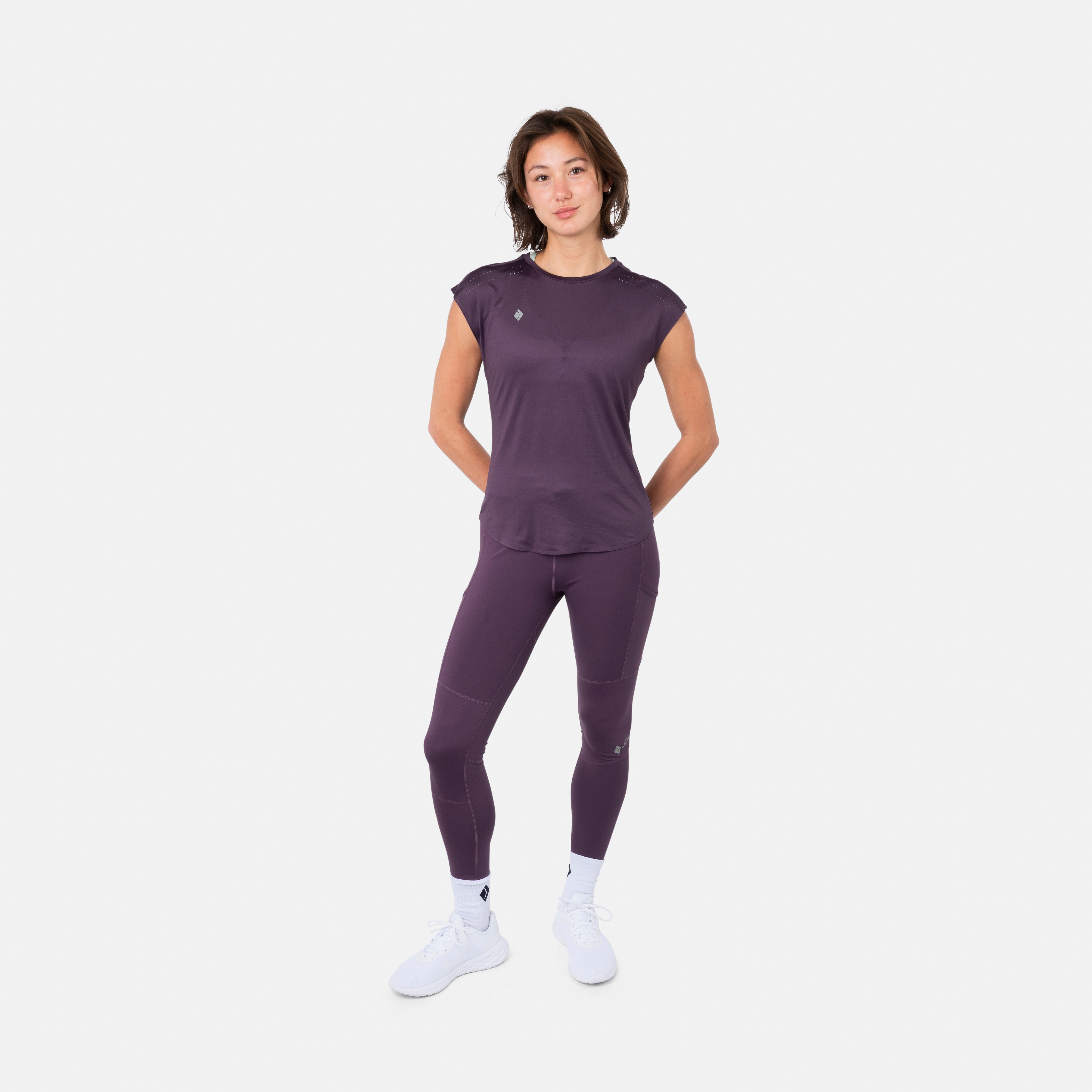 Women performance tee