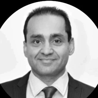 Hassan Shad headshot