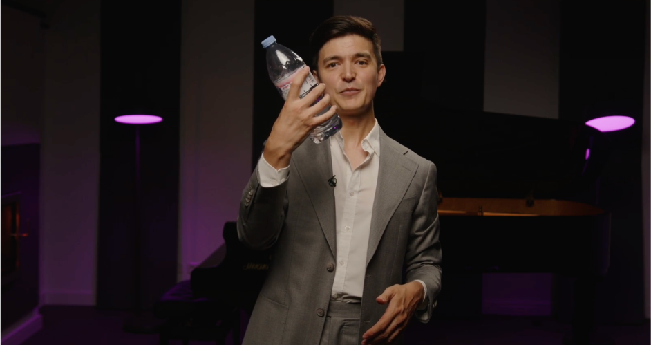 how to learn viola for violinists: demonstrating bow grip