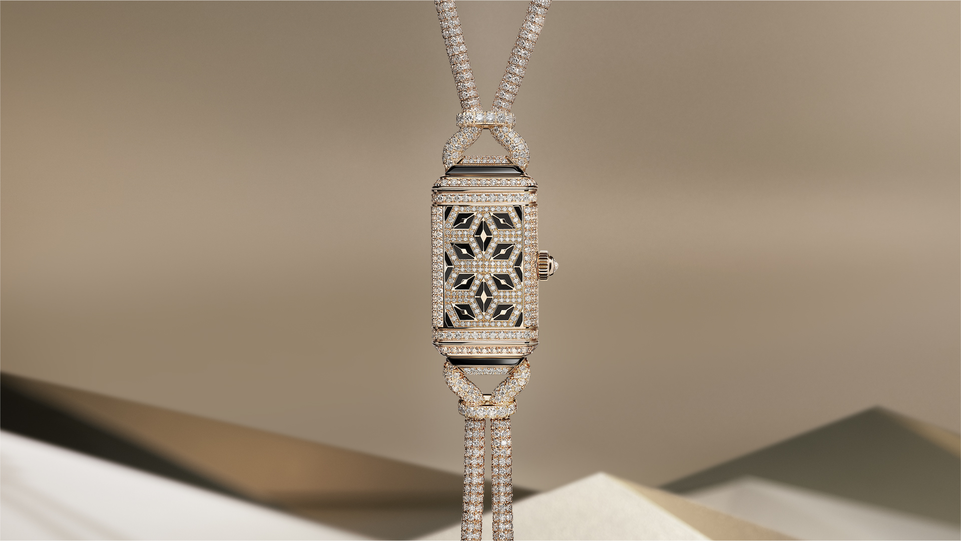 Reverso Secret Necklace