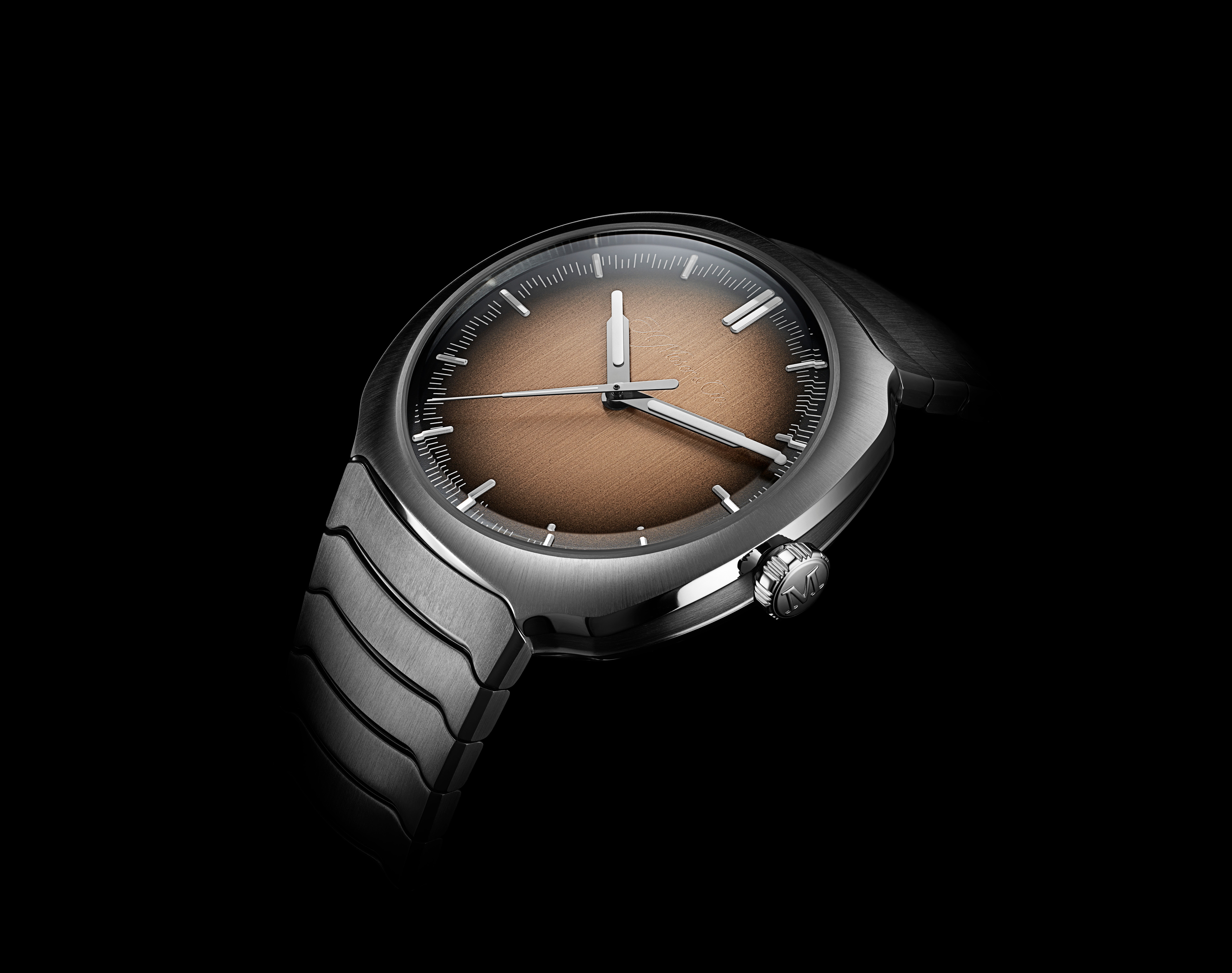 H. Moser & Cie. Streamliner Centre Seconds Smoked Salmon