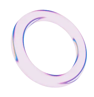 Anneau hémisphérique translucide de couleur rose clair avec des reflets bleu et violet.