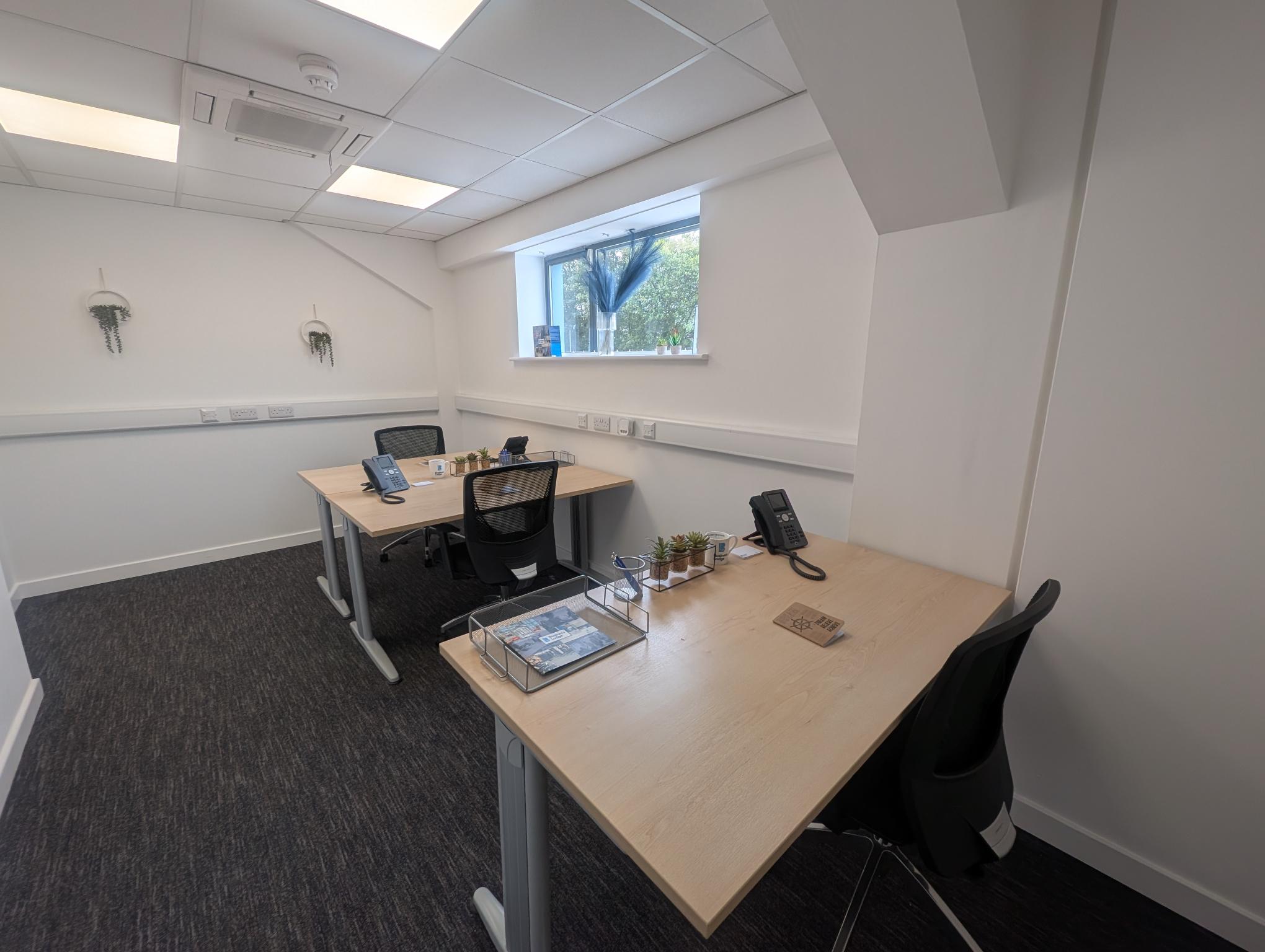 Barcroft Office 15