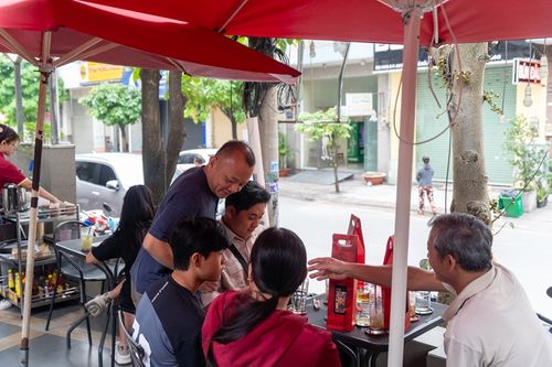 chủ tịch tiếp đón