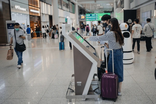 Freestanding Touch Screen Kiosk Versatile Applications Across Industries feature image by onQ Digital Group