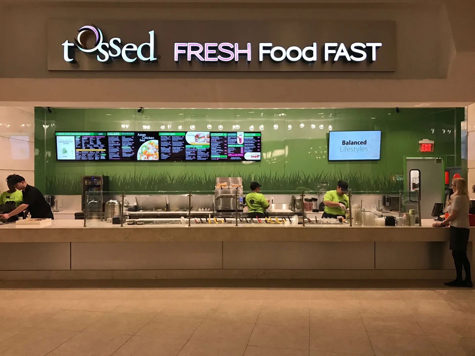 Restaurants Bars Venues digital signage CTA by onQ Digital Group