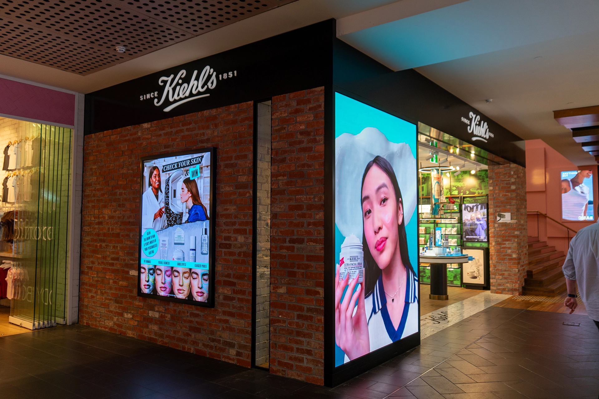 Kiehl's Digital Signage Experience Rollout installation gallery image 5 by onQ Digital Group