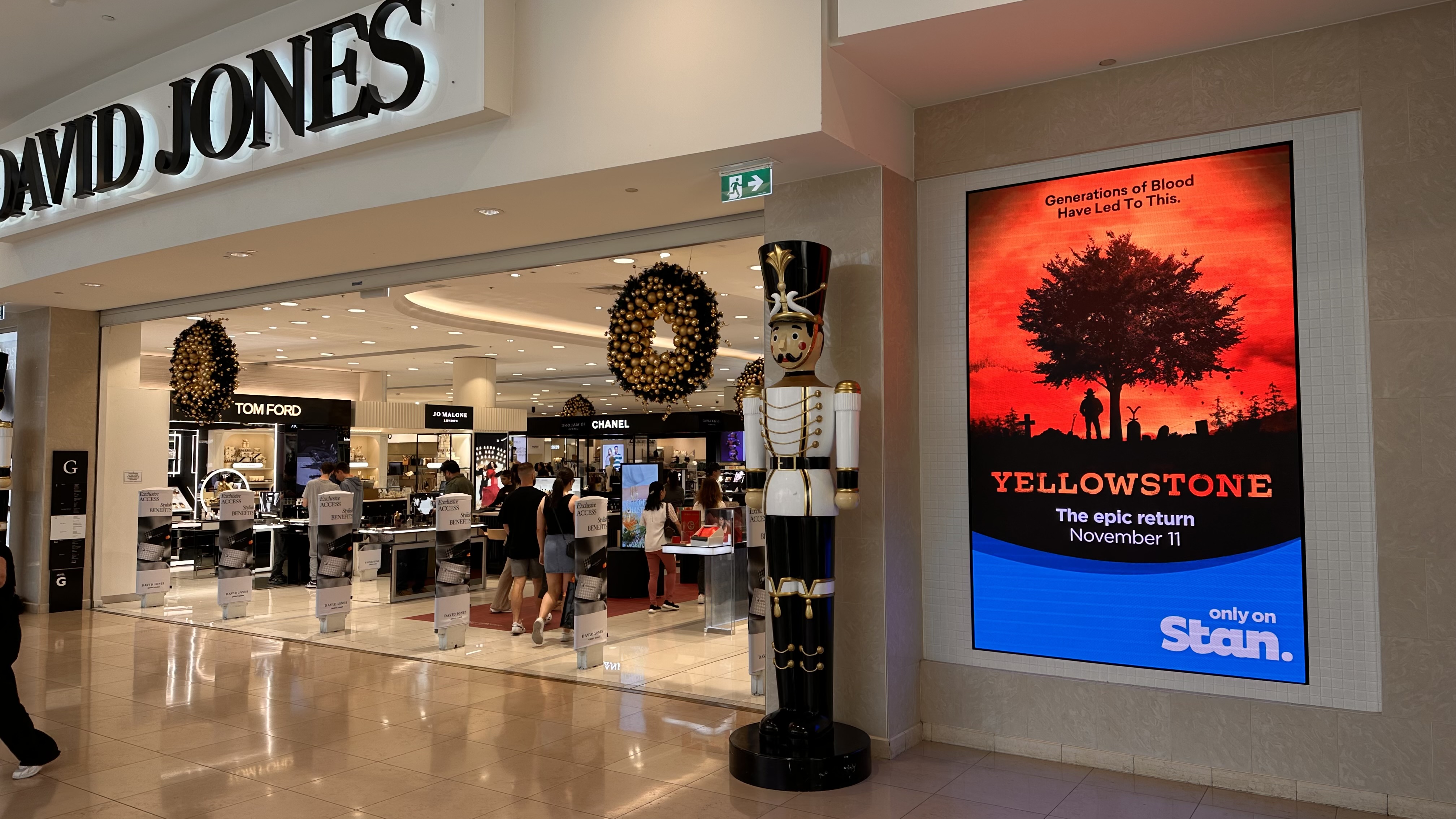 David Jones Chadstone Digital Signage Installation digital signage installation by onQ Digital Group