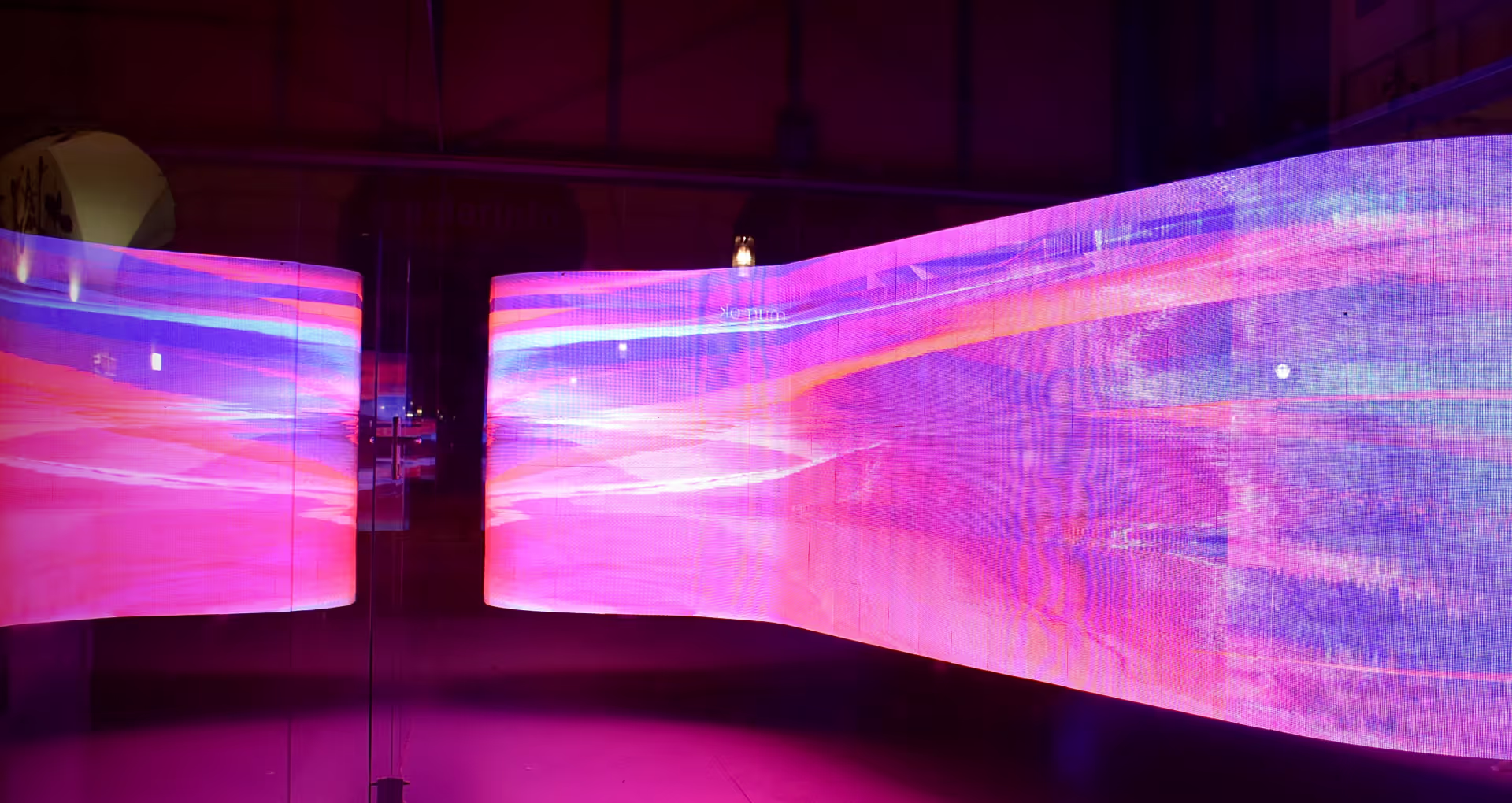 Ultimate Guide to Digital Signage LED signage insight by onQ Digital