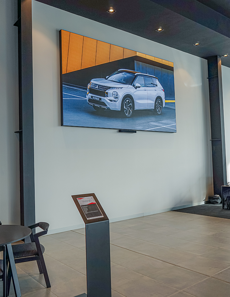 Automotive digital signage benefits by onQ Digital Group