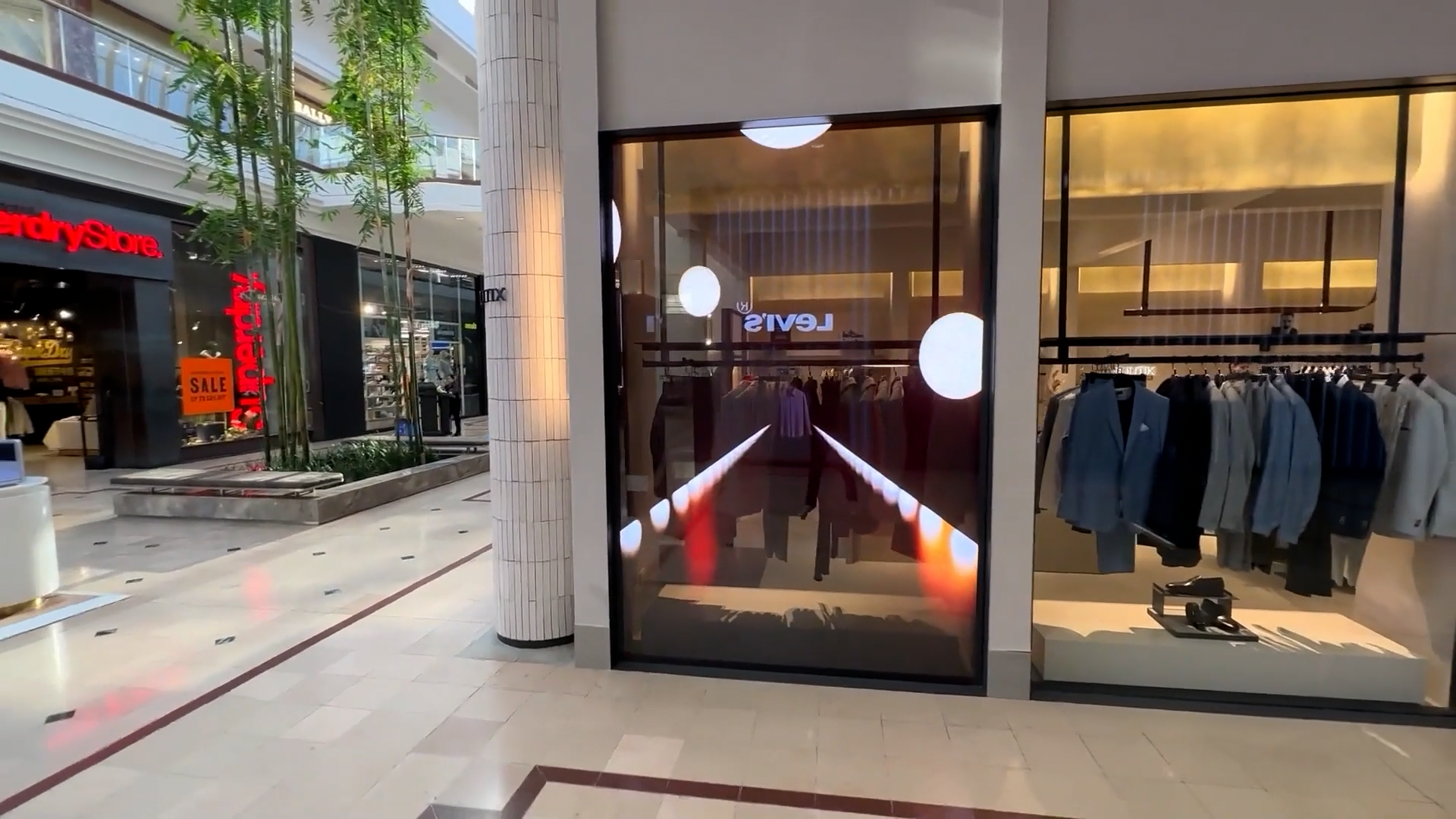 Politix, Chadstone Transparent LED Film Digital Signage results video thumbnail by onQ Digital