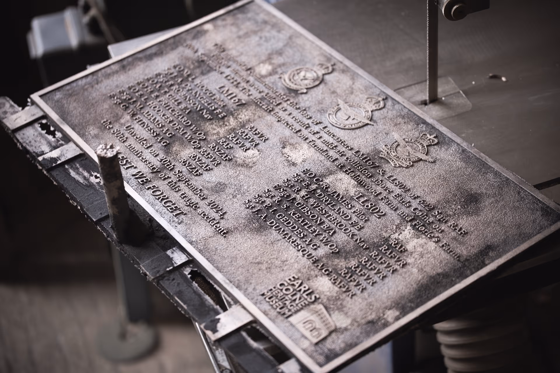 Using nothing more than raw materials, we shape something truly lasting. Discover the process behind our work.