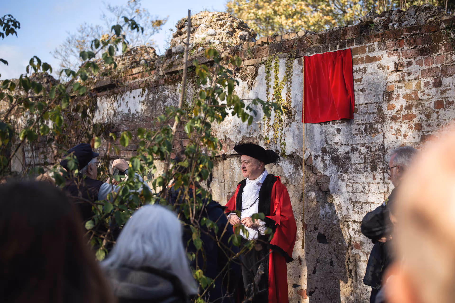 Crowd gathered at Kett’s Heights as the Lord Mayor of Norwich speaks before unveiling a commemorative plaque for Robert Kett.