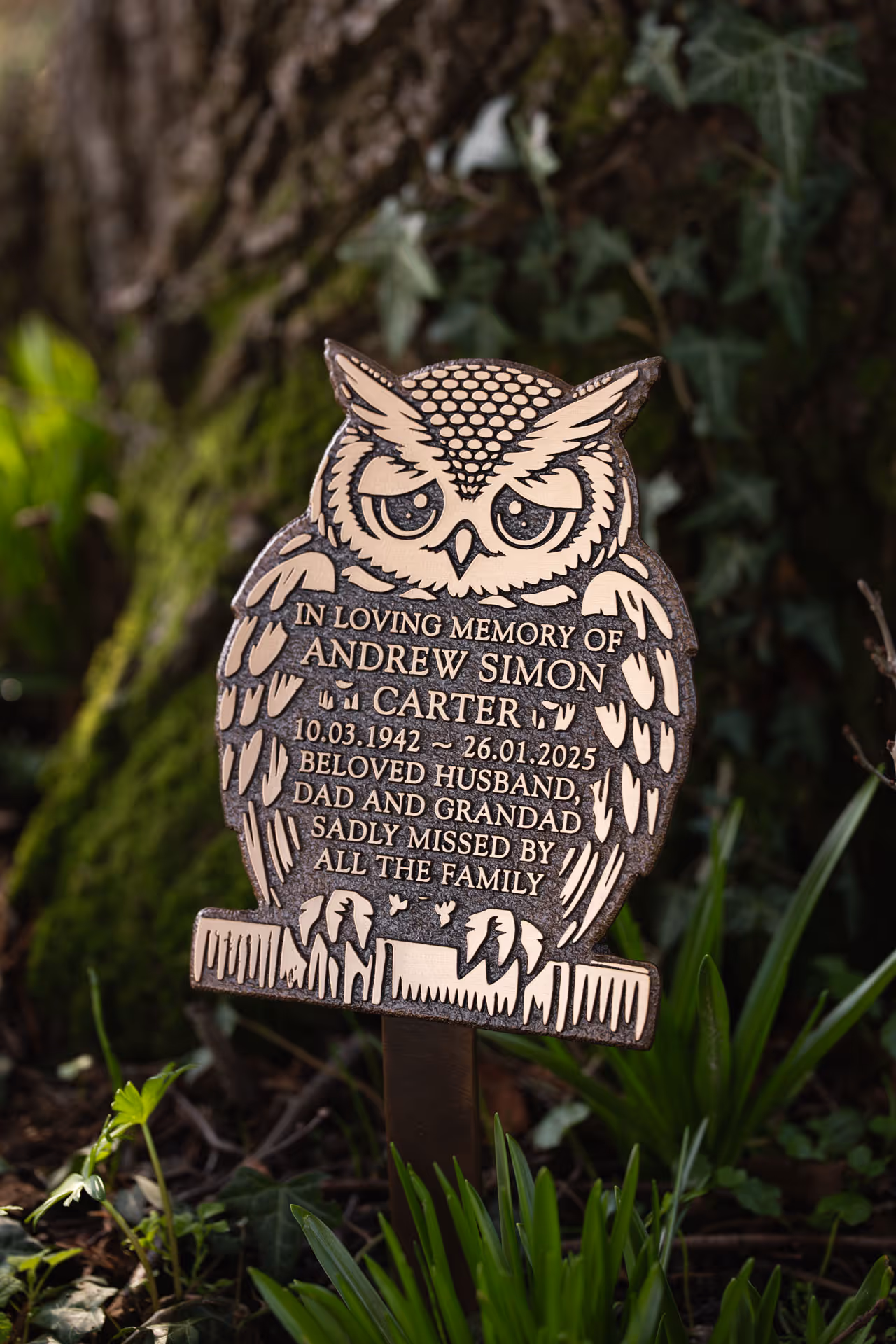 Owl memorial plaque in cast bronze with durable patinated finish for graves or remembrance gardens.
