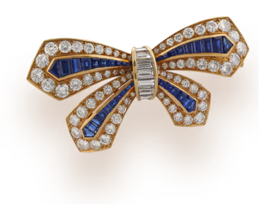 Antique jewellery in Mayfair, London