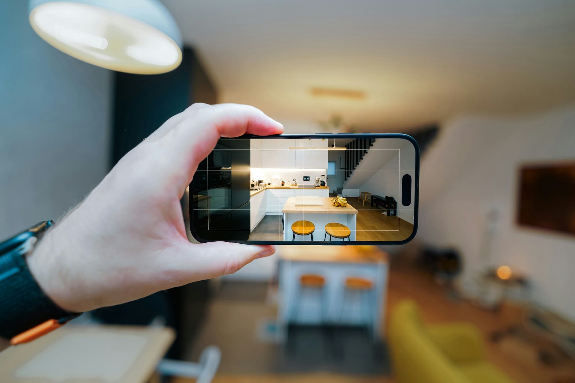 The Best Apps to Sell Furniture in 2025: Where to List for Fast, Profitable Sales