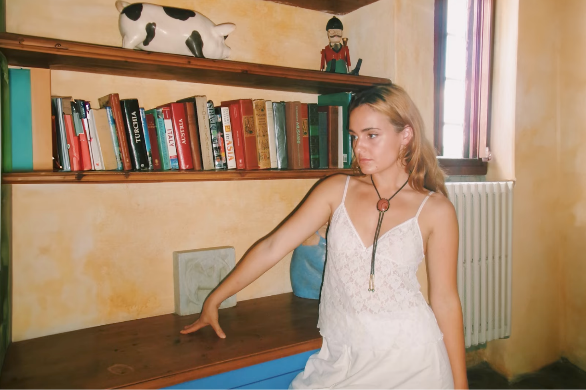 Avery Cochrane Reimagines Her Pop Hit “Shapeshifting on a Saturday Night” Into an Intimate Acoustic Ballad