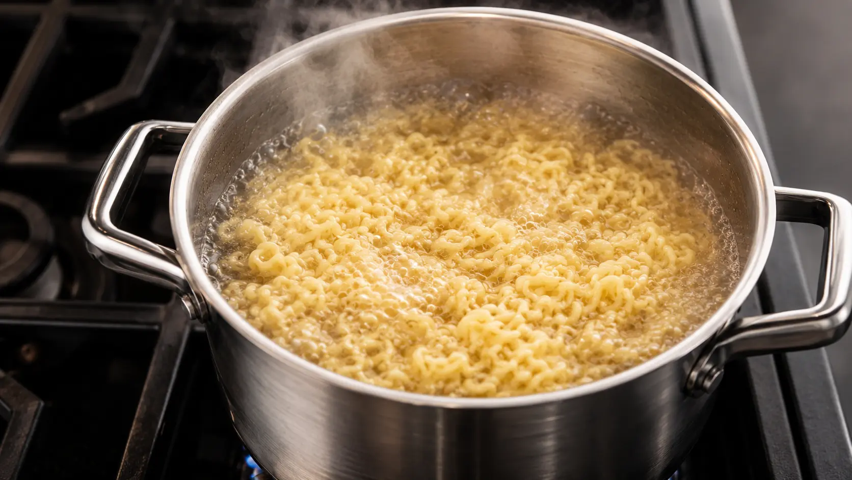 boil ramen noodle