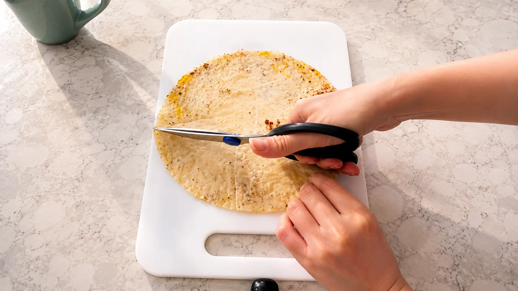 cutting the ricepaper