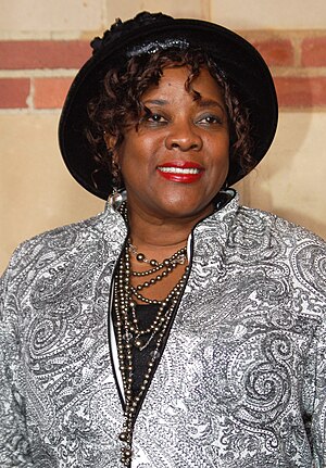 YourRoots Map_Surname_Famous People_Loretta Devine