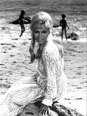 YourRoots Map_First Name Meaning_Famous People_Nancy Sinatra