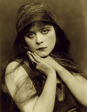 YourRoots Map_First Name Meaning_Famous People_Theda Bara