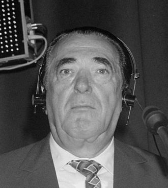 YourRoots Map_Surname_Famous People_Robert Maxwell
