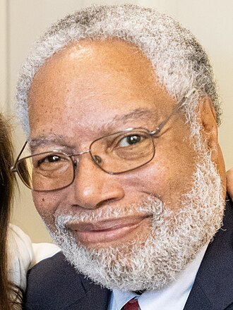 YourRoots Map_Surname_Famous People_Lonnie Bunch