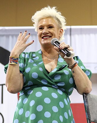 YourRoots Map_Surname_Famous People_Anne Burrell