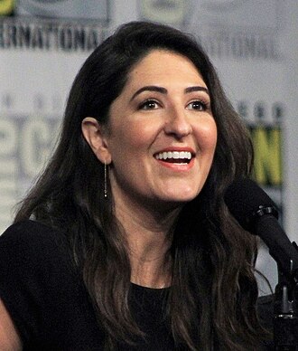 YourRoots Map_Surname_Famous People_D'Arcy Carden