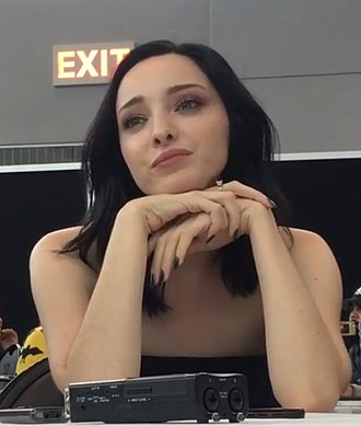 YourRoots Map_Surname_Famous People_Emma Dumont