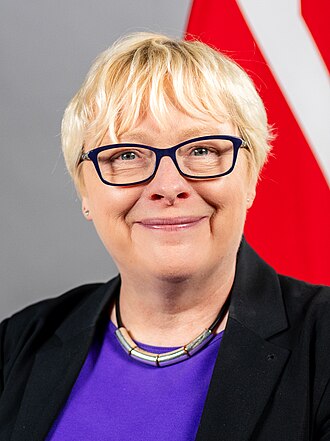 YourRoots Map_Surname_Famous People_Angela Eagle