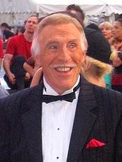 YourRoots Map_Surname_Famous People_Bruce Forsyth