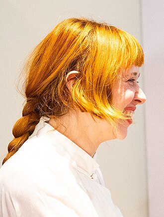 YourRoots Map_Surname_Famous People_Holly Herndon