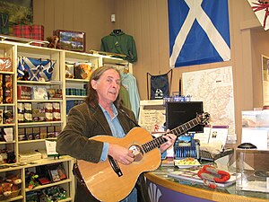 YourRoots Map_Surname_Famous People_Dougie MacLean