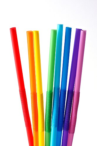 YourRoots Map_Surname_Famous People_Drinking straw