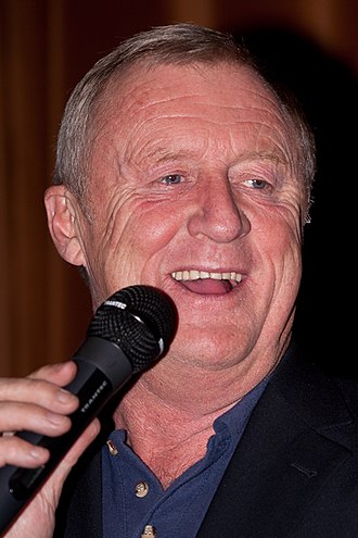 YourRoots Map_Surname_Famous People_Chris Tarrant