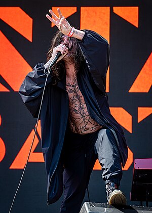 YourRoots Map_Surname_Famous People_Simon Neil