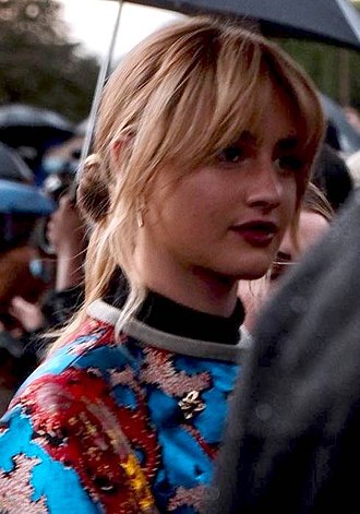 YourRoots Map_Surname_Famous People_Grace Van Patten