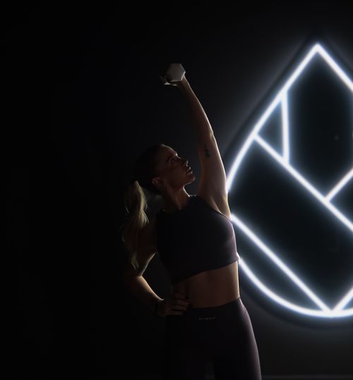 Gem performing Hot Pilate movements