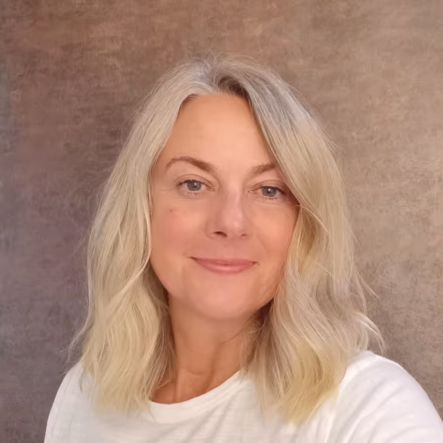 Helen Selby - Clinical Aromatherapist