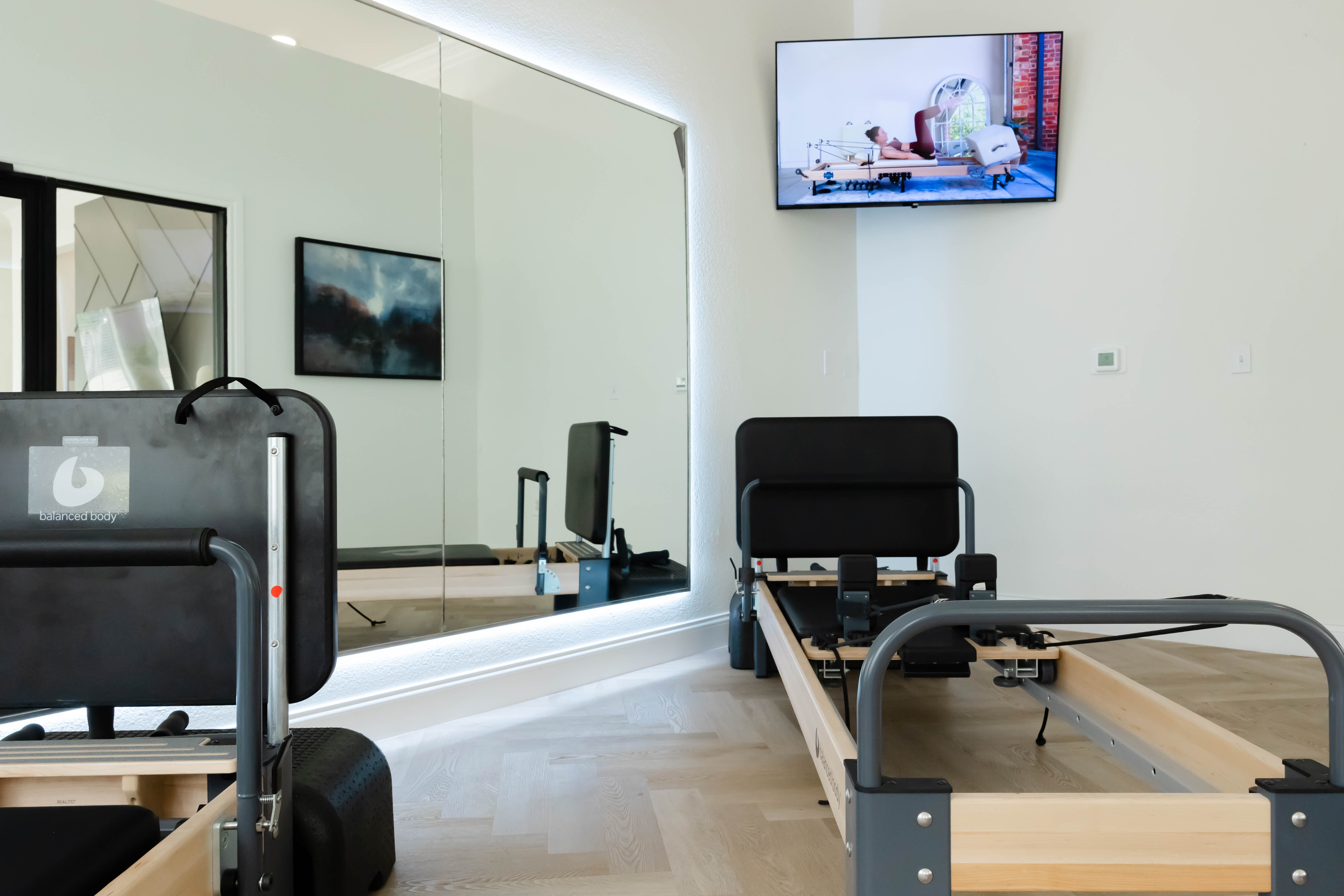 Gym will pilates machine and tv