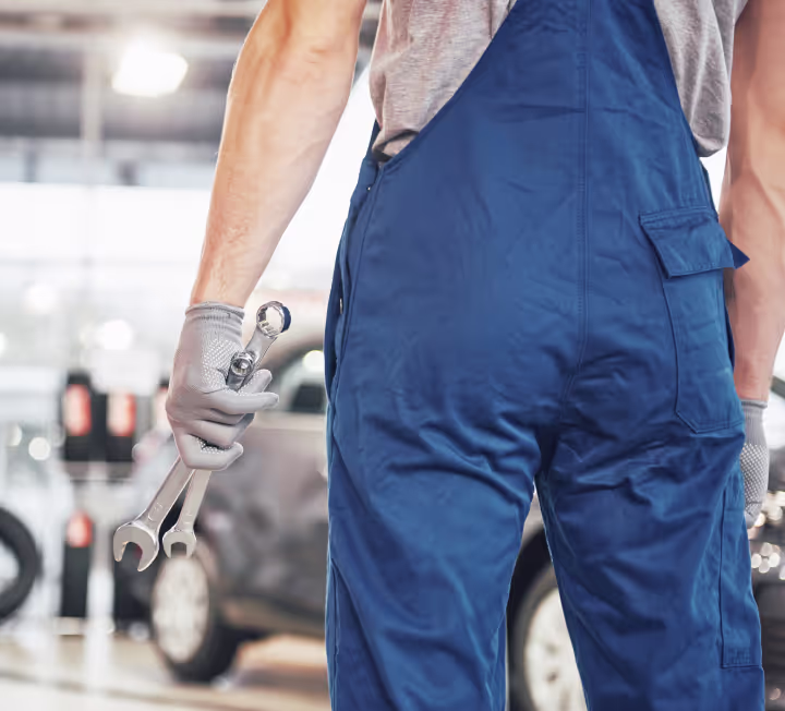 RHD Tire employee in a garage