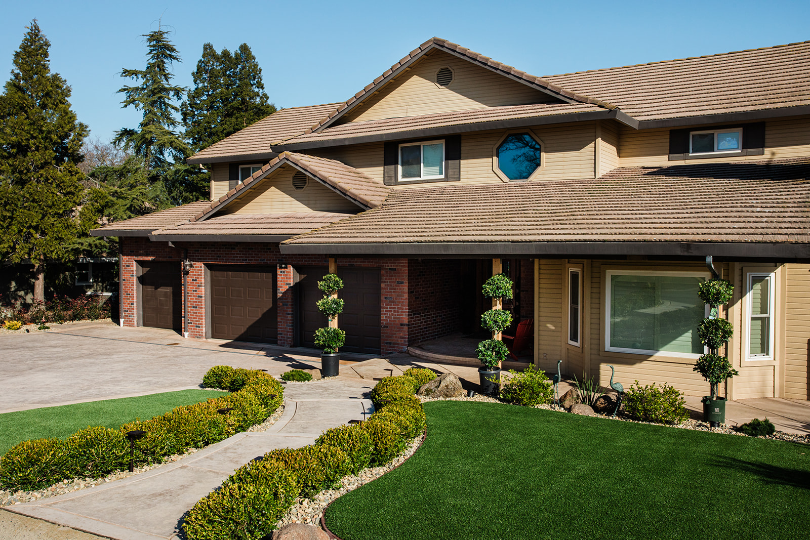 Artificial turf and paver installation Sacramento Total Turf combination project